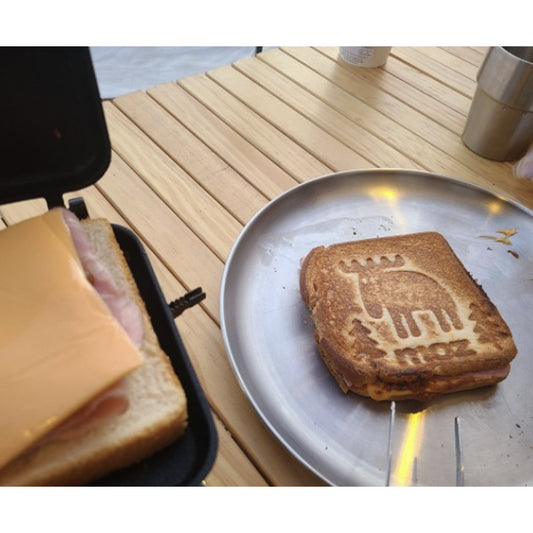 Emotional camping Double Pie Iron Sandwich Maker cute deer shape Sandwich Maker 8.8x5.5x5.5inch