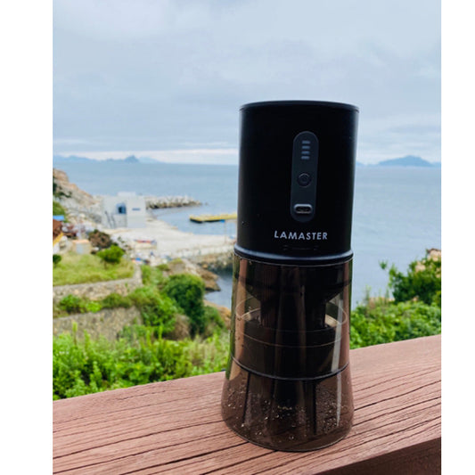 4-in-1 smart Portable Automatic Coffee Bean Grinder Coffee Brewer Maker Tumbler Hand Drip Set for Outdoor Camping Black 8.2x3.9x3.1inch