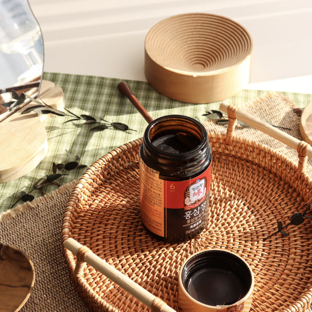 KGC Cheong Kwan Jang Korean 6 years Korean Red Ginseng Extract 240g