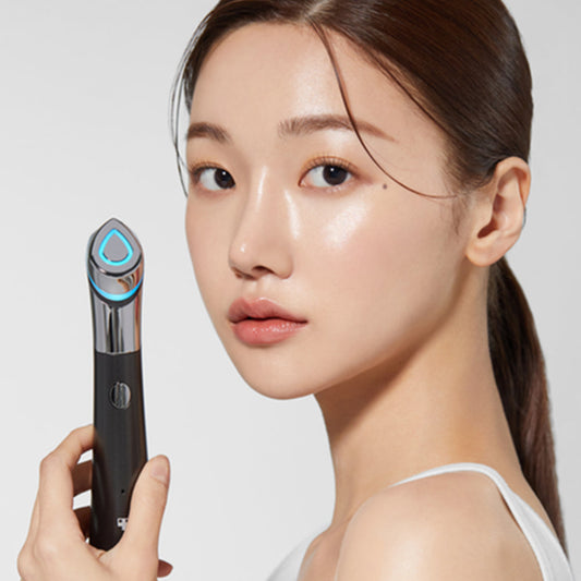 Medicube AGE-R Booster Healer Elastic Device for skin elasticity care