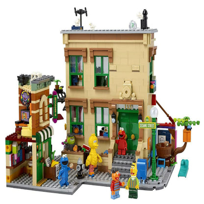 [Genuine Lego] LEGO Ideas 123 Sesame Street 21324 Building Kit; Awesome Build-and-Display Model for Adults Featuring Elmo, Cookie Monster, Oscar The Grouch, Bert, Ernie and Big Bird, New 2021 (1,367 Pieces)