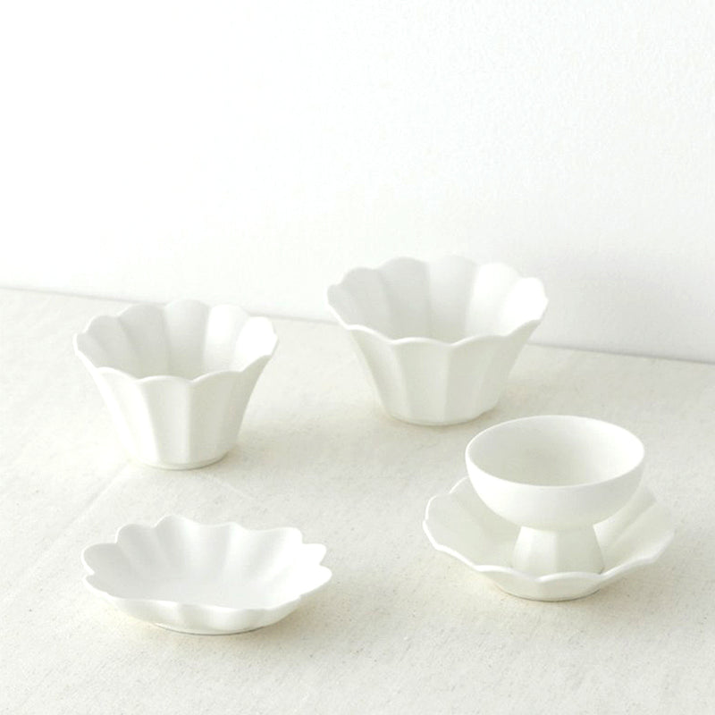 With Molly Oriental flower-shaped unique and elegant tableware set gift set 5P white