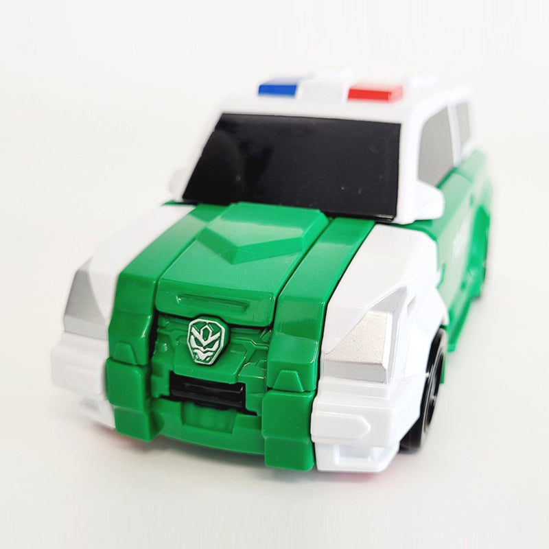 With Molly Hello Carbot Purdy Boom SUV police car mode and a robot mode 6.9(W)x3(D)x8.3(H)inch