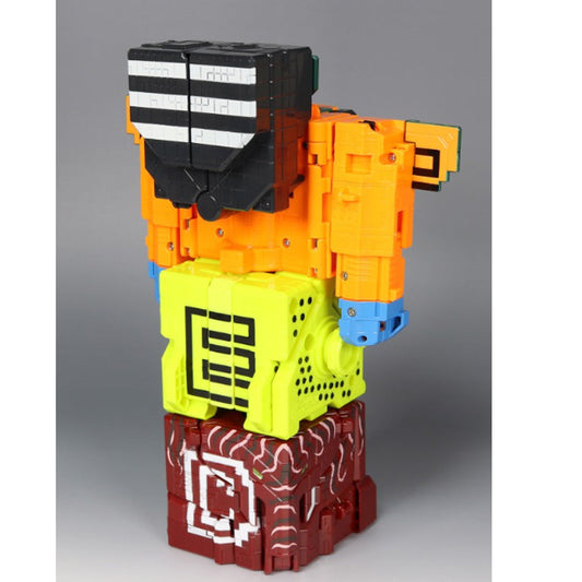 Power Rangers Animal Force Beast King 3 amimal cubes transforms into a robot 10" x6.1" x 14.2"
